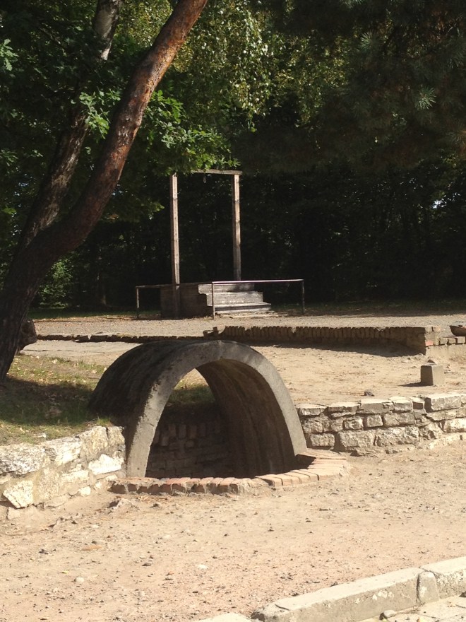 ????????????????????????????????????????????????????????????????????????????????????