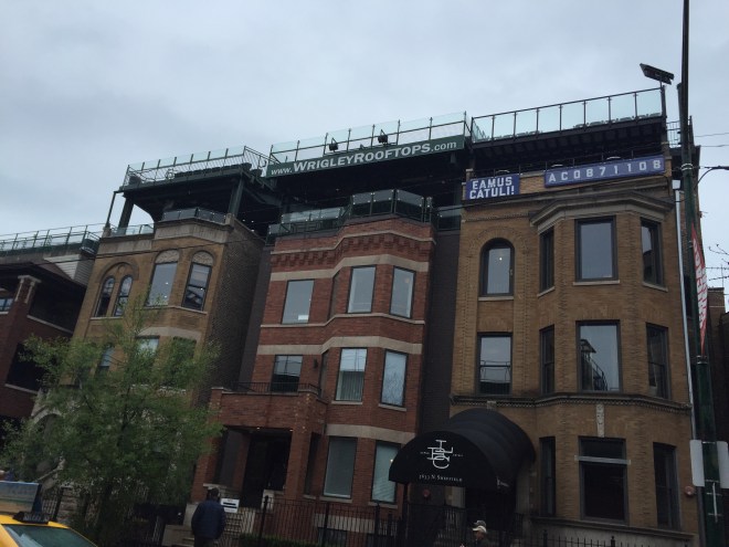 chicago-wrigley-rooftop